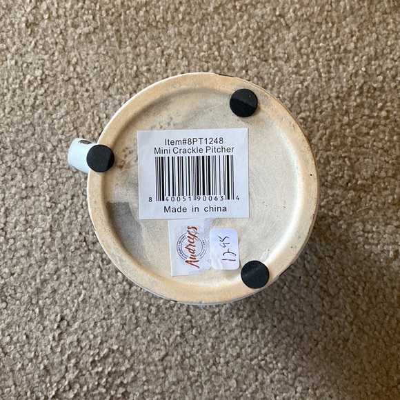 Mini Crackle Pitcher - Picture 4 of 5